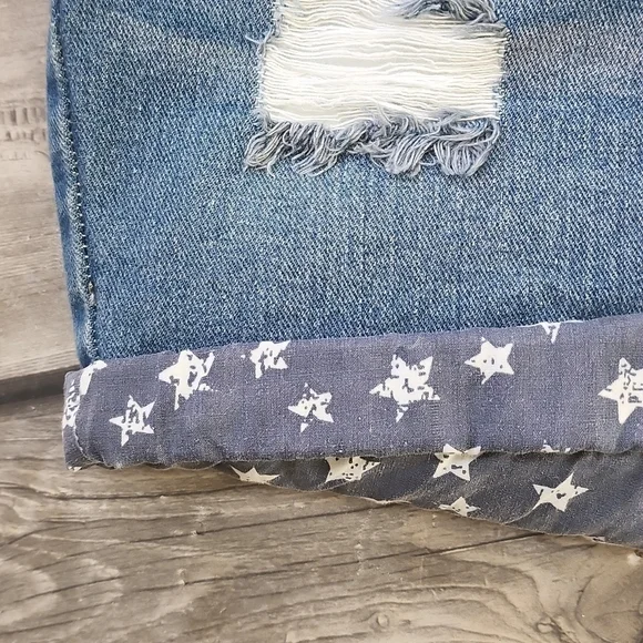 Lincoln Outfitters Distressed Stars and Stripes Denim Jean Shorts Sz 10 - Picture 2 of 5